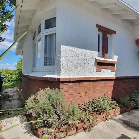Bright And Modern Oasis In Kingsland Villa Auckland Exterior photo